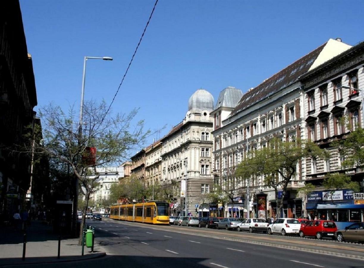 Boutique Residence Jokai - Apartment In The City Center Budapeste Exterior foto